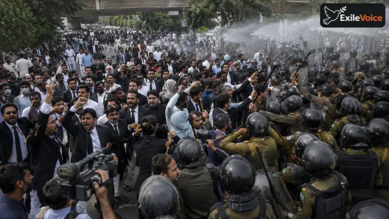 Lahore Protests and Lawyer Crackdown Amid Ongoing Political Turmoil in Pakistan