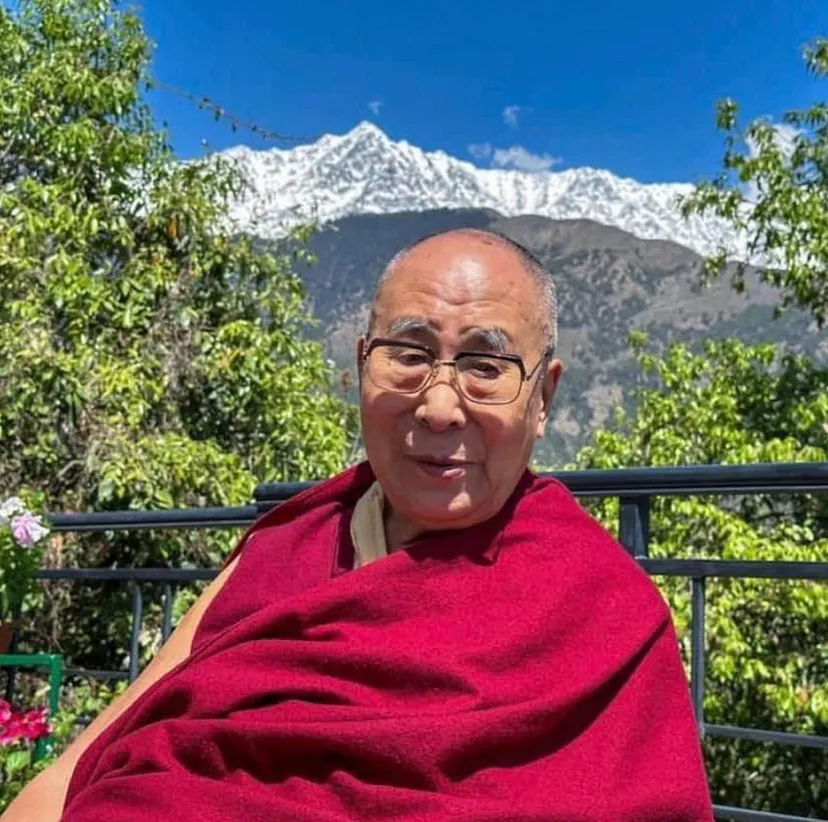 Dalai Lama Viral Video
